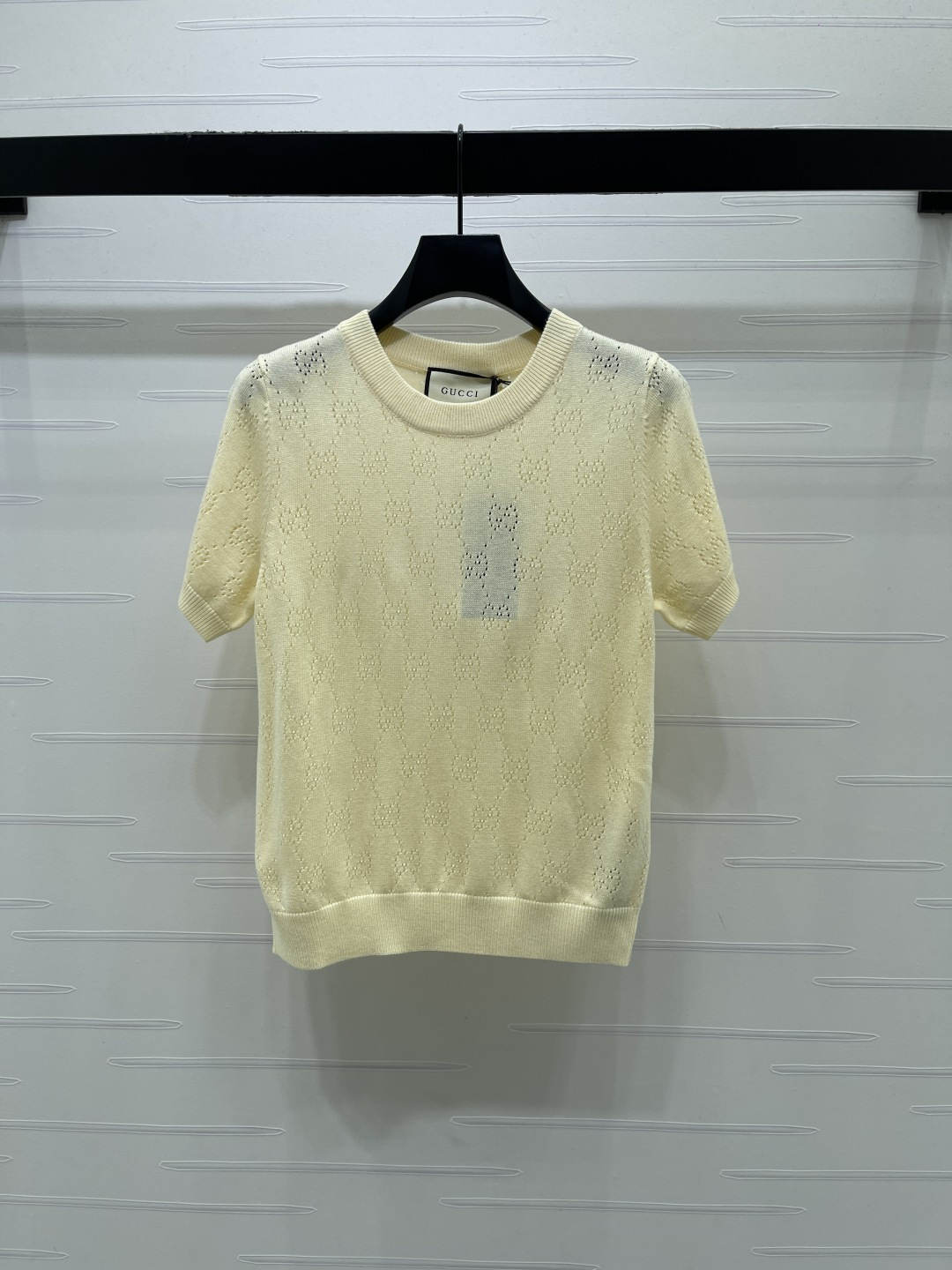 Women's short sleeves